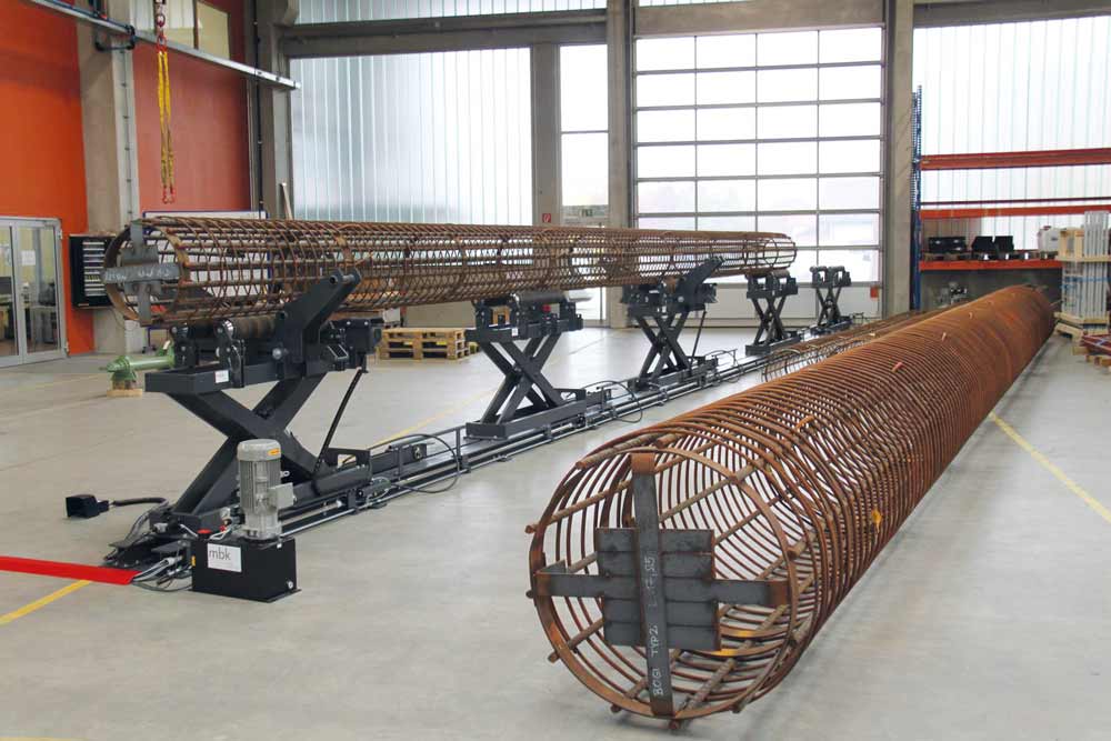 mbk-khg-x01-082023.jpg